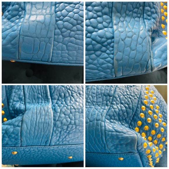 🥳LAST CHANCE 🥳 MCM Blue Leather Studded Design Large Tote Bag - Picture 15 of 17